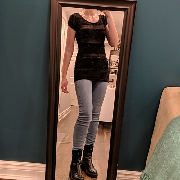Guess Lace Black Top - Picture 4 of 7
